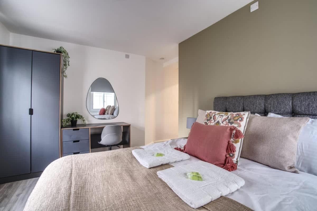 2Br City Centre Apt, Self Check In, Wifi, By Derbnb Sheffield Buitenkant foto