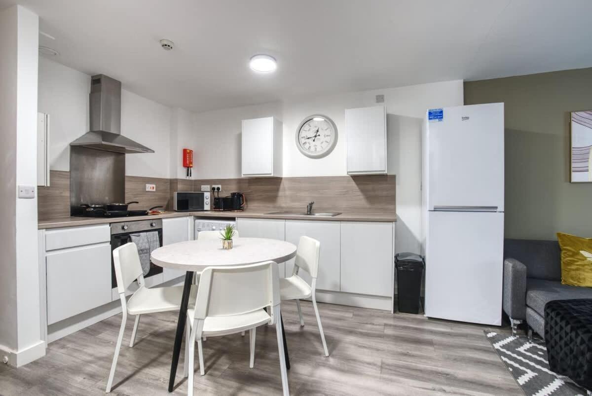 2Br City Centre Apt, Self Check In, Wifi, By Derbnb Sheffield Buitenkant foto